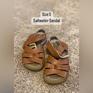 EUC size 5 saltwater sandal
